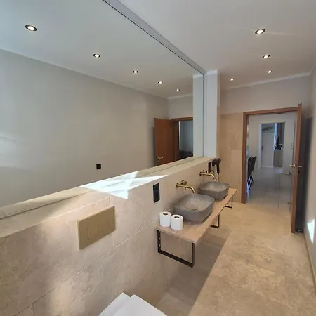 Monteurzimmer 6 Mit Seeblick