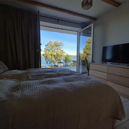 Monteurzimmer 6 Mit Seeblick Проживание в семье Цойтен